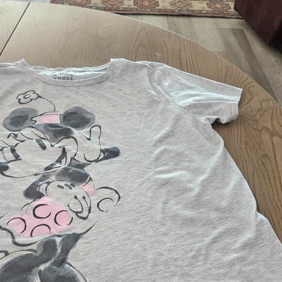 Disney Minnie Mouse Boxy T-Shirt Women's Size XL - Minnie Distressed Graphic - Picture 15 of 15